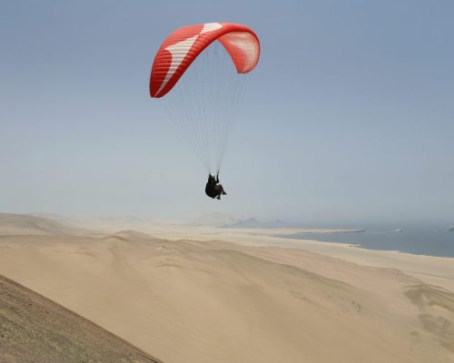 Parasailing-in-Desert.jpg